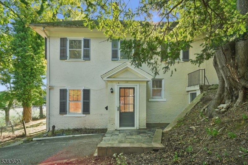 25C Prospect Ave