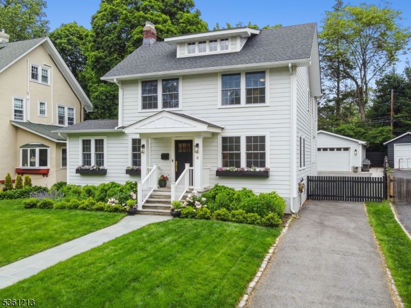 12 Clairidge Ct