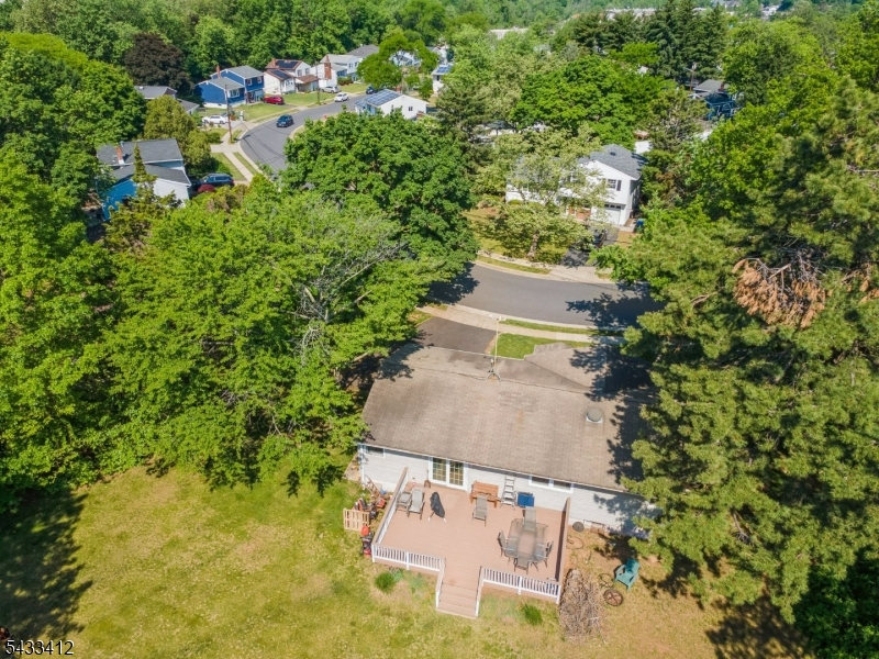 30 Rieder Rd