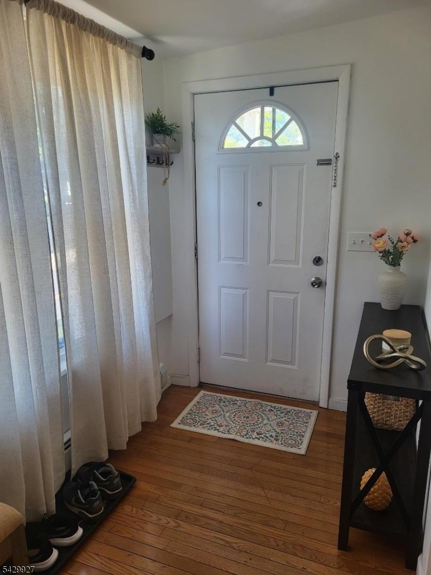 377 5Th Ave 1