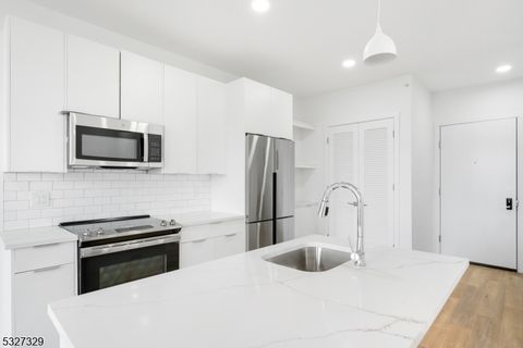 Photo of 803 South Ave #323, Plainfield, NJ 07062 (MLS # 3994202)