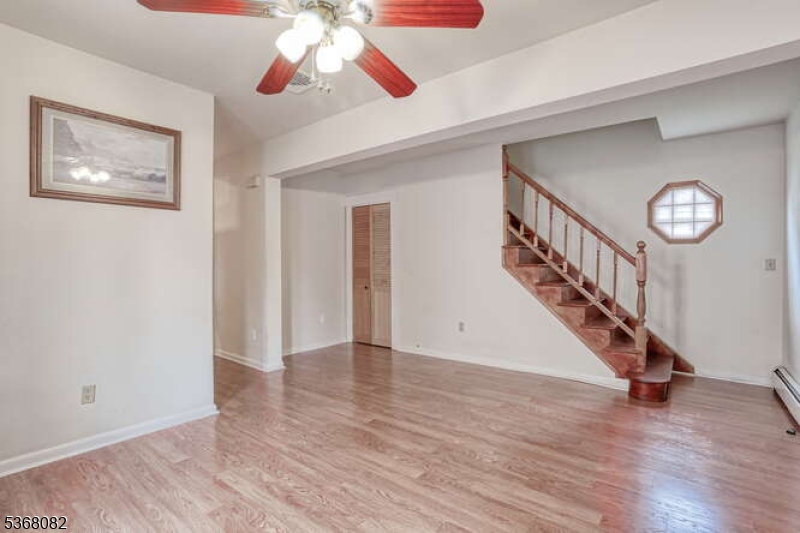 154 9Th Ave