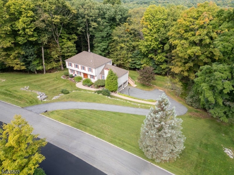 10 Ross Rd