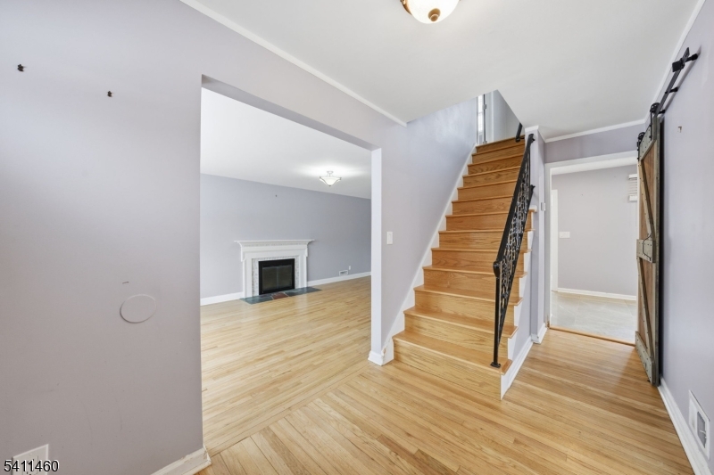 162 Mali Dr