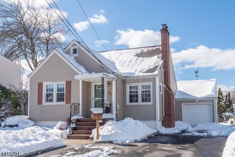 49 Locust Dr Kenilworth Boro NJ 07033