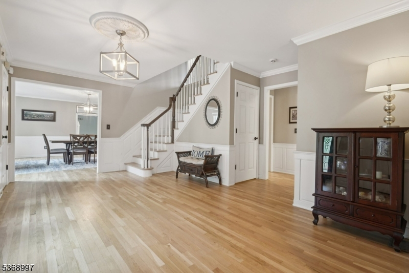 4 Hidden Acres Dr