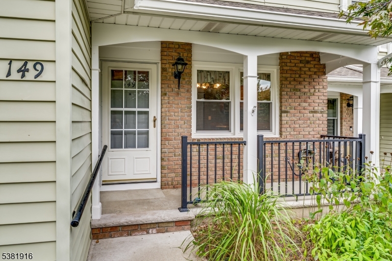 149 Saddleback Ct