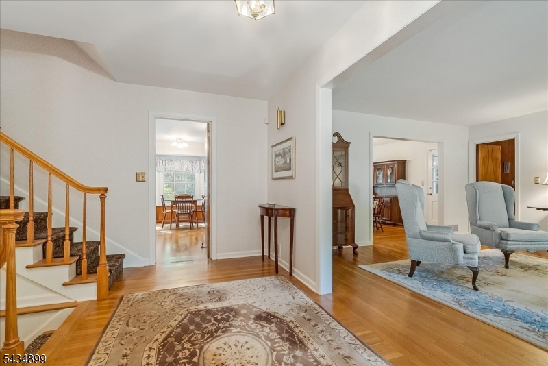 1110 Minisink Way