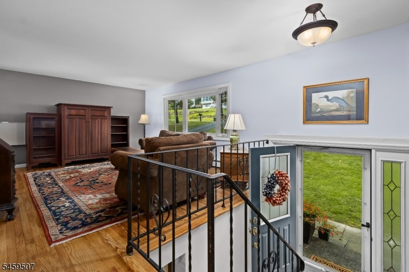 20 Edward Dr