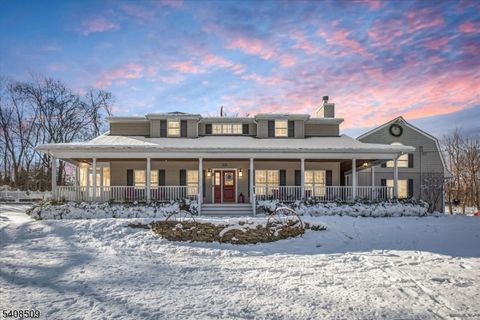 128 Old Forge Rd Long Hill Twp. NJ 07946