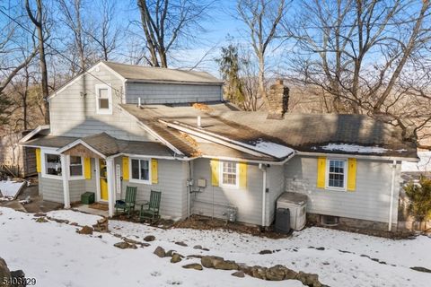 49 Cliffside Trl Denville Twp. NJ 07834