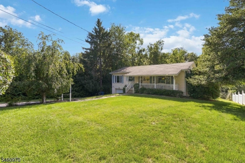 16 Prospect Pl