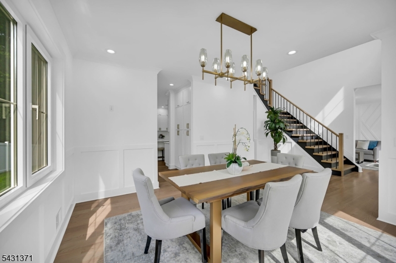 119 Cambridge Dr