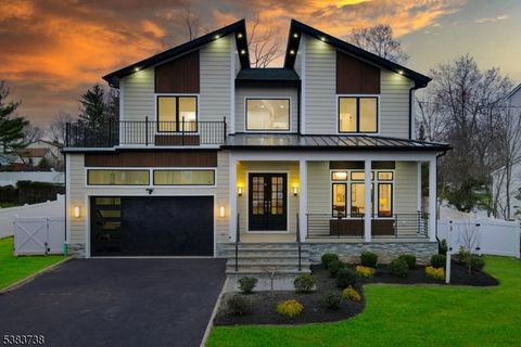 11 Country Club Rd Livingston Twp. NJ 07039