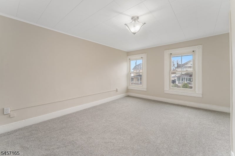 57 Mine St