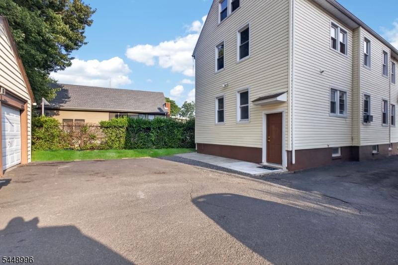 1 Hazel Ave