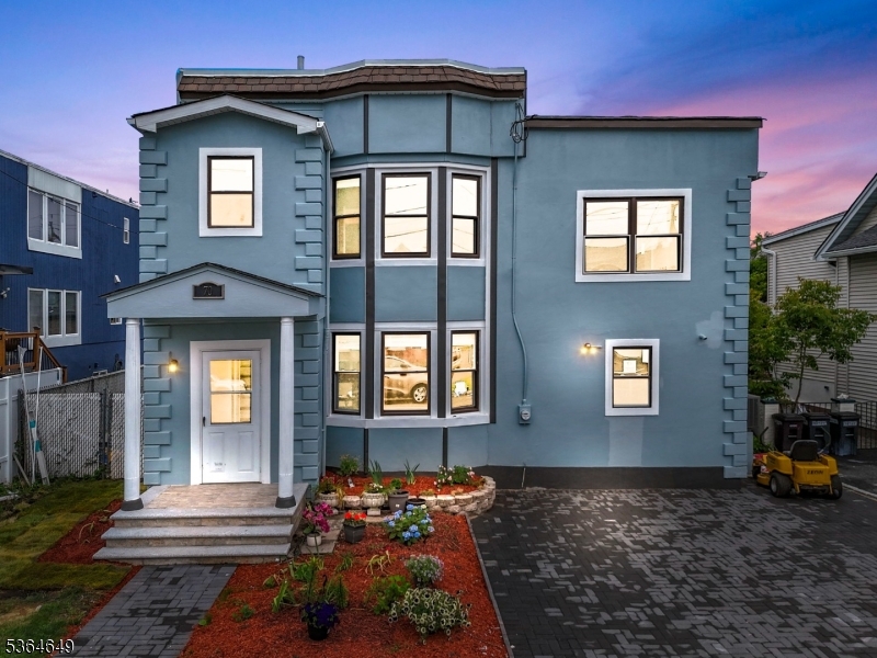 70 Bruno St