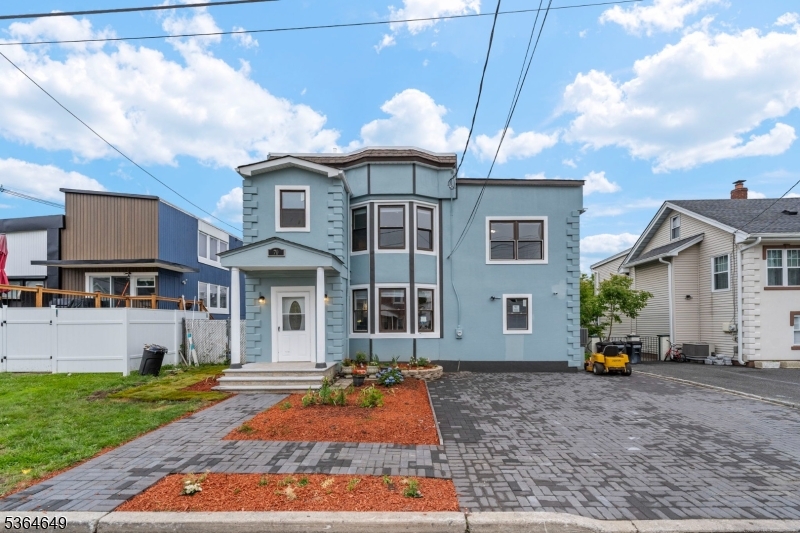 70 Bruno St