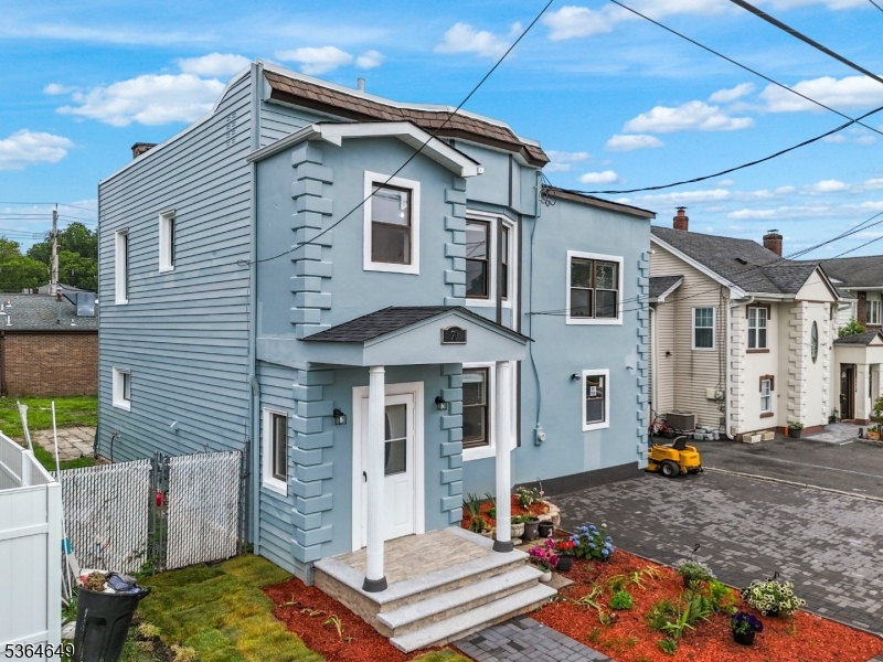 70 Bruno St