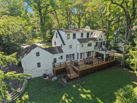 Photo for 10 Delwick Ln