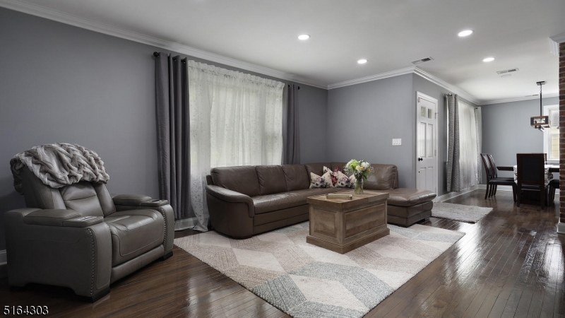 1496 Washington Valley Rd