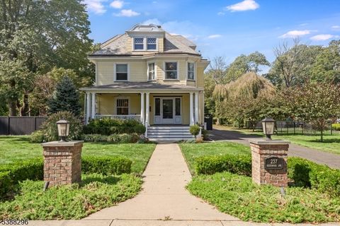 237 Beechwood Ave Middlesex Boro NJ 08846