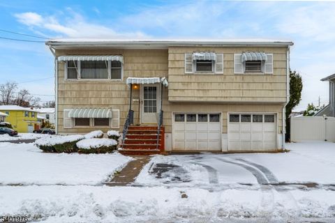 875 Rayhon Ter Rahway City NJ 07065