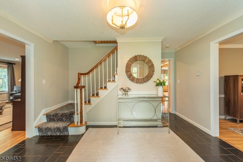 57 Bullion Rd