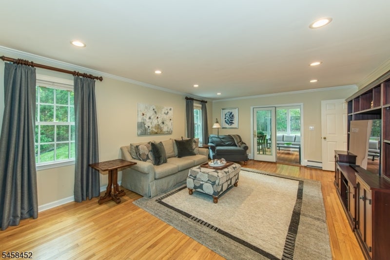 57 Bullion Rd