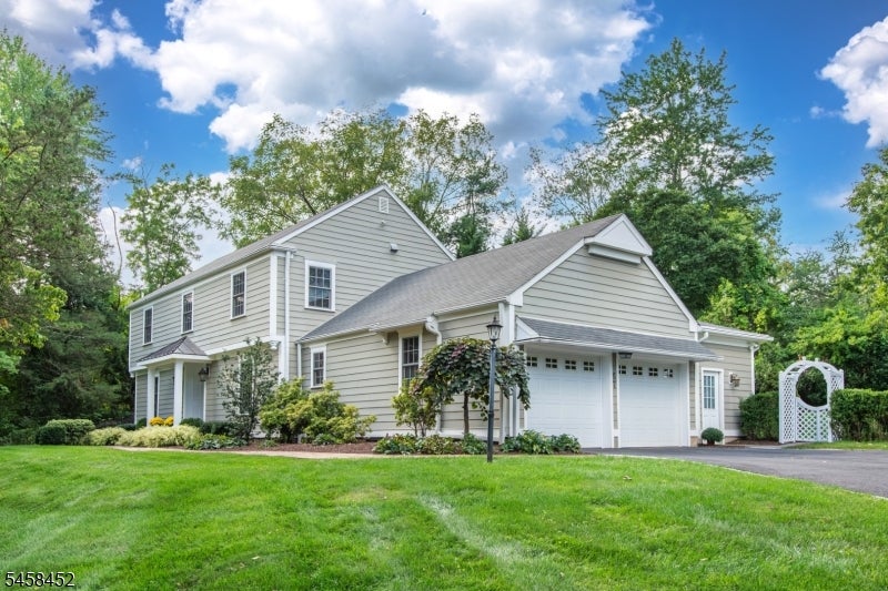 57 Bullion Rd