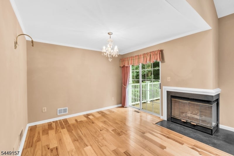 75 Woodmont Dr