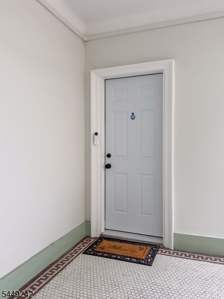 523-25 34Th St D1