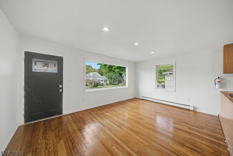 721 Hillside Ave