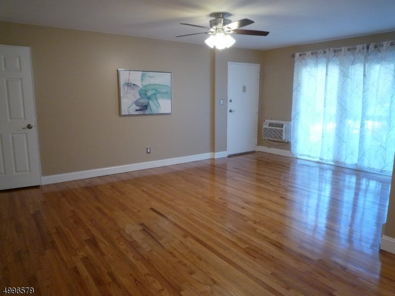 44 Deanna Dr 127