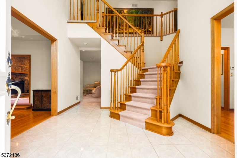 11 Darlington Dr