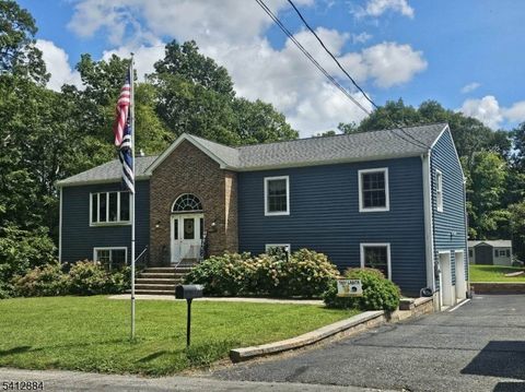 20 Oak St Vernon Twp. NJ 07422