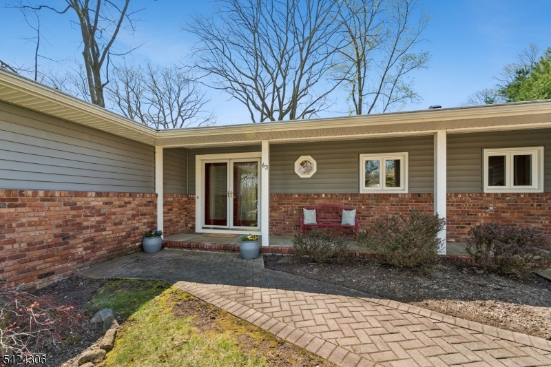 63 Blanchard Rd