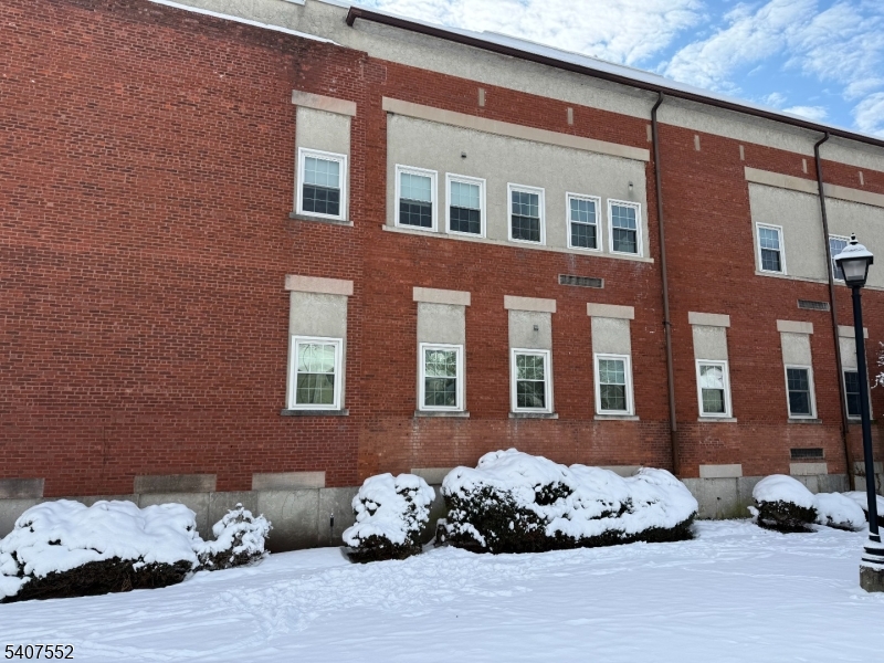 103 Park Ave, Unit E206 206