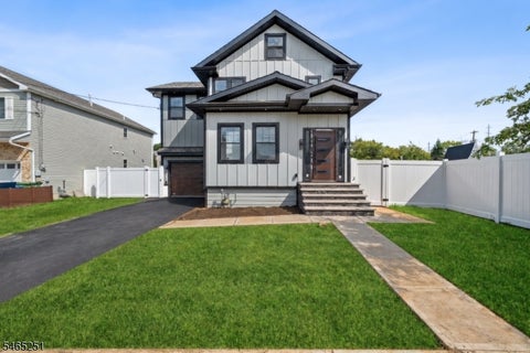 Photo for 1123 Thompson Ave