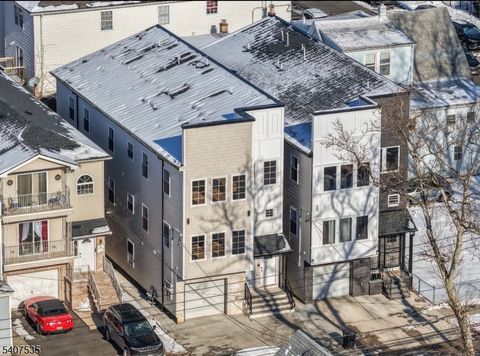503 Delavan Ave Newark City NJ 07107