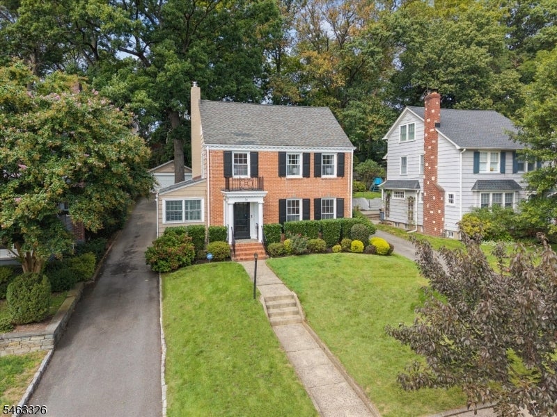 36 Chapman Pl