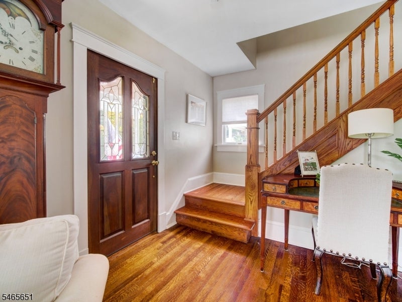 16 Grove St