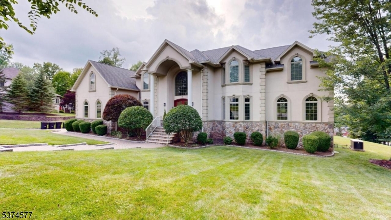 7 Margulis Ct