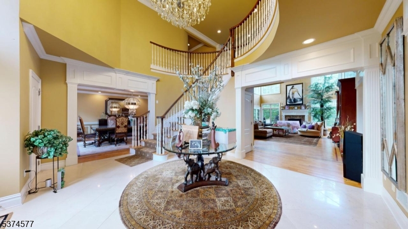 7 Margulis Ct