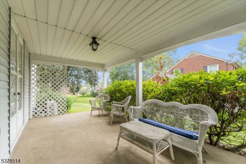 154 Prospect Ave