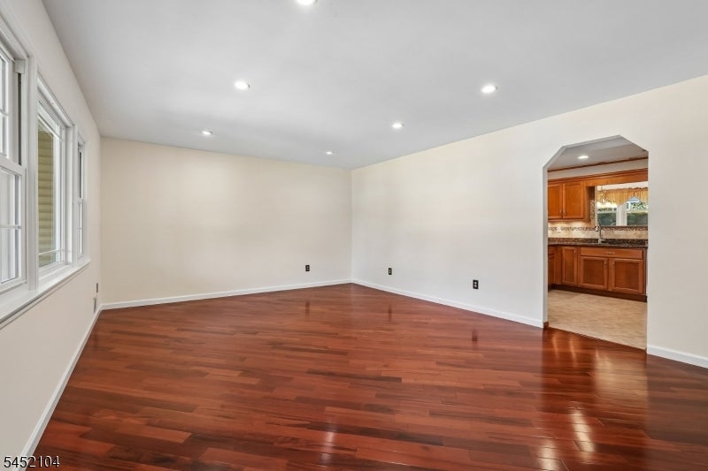219 W 1st