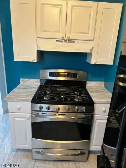 100 Peabody 3 Newark City NJ 07104