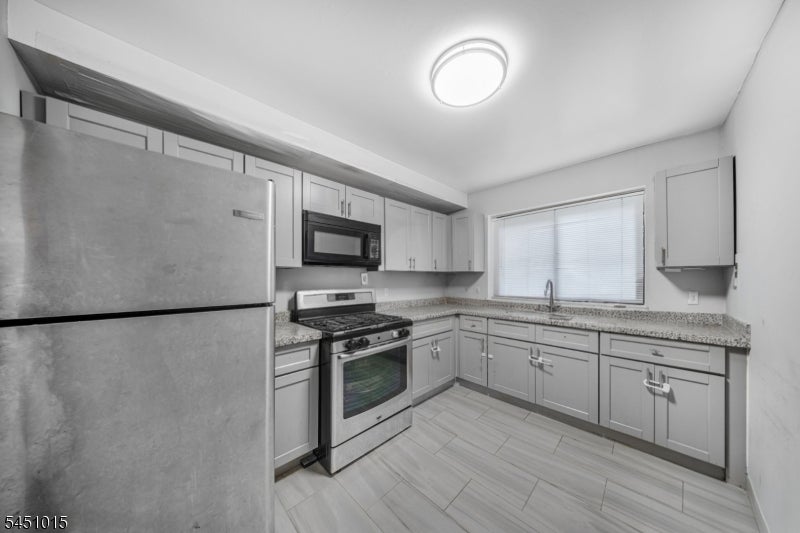 747-757 N Broad St 105