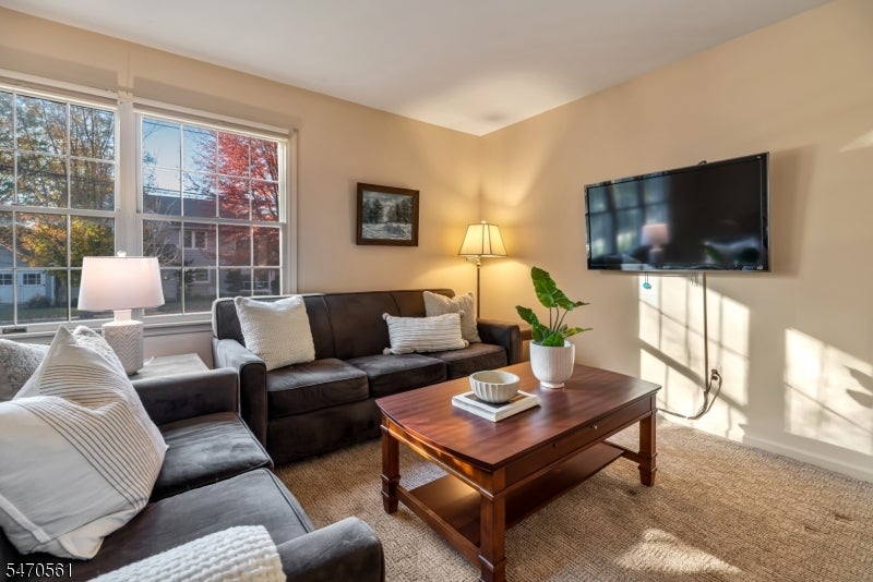 7 Liberty St 5A