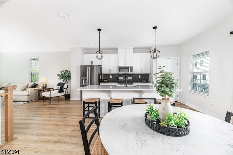 6 Saw Mill Cir